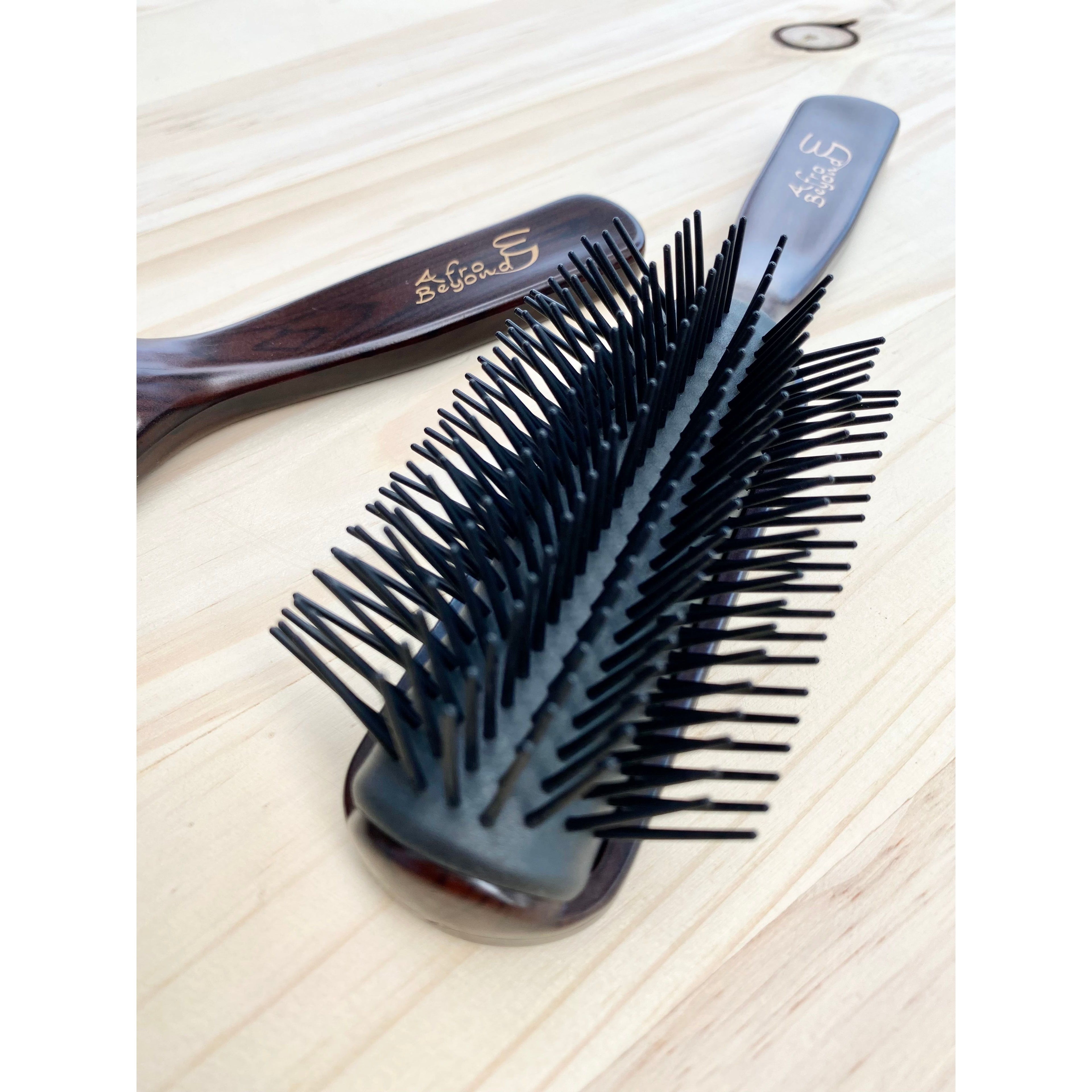 Afro brush