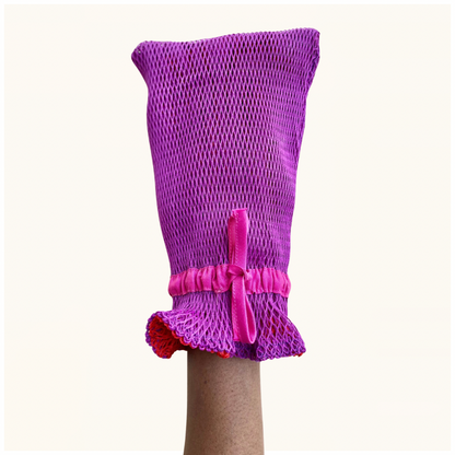 Exfoliating glove