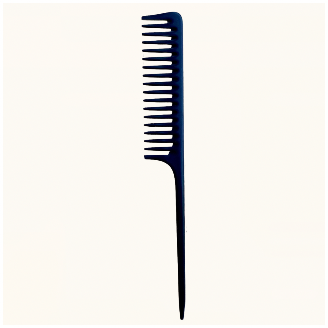 Karine long tail comb