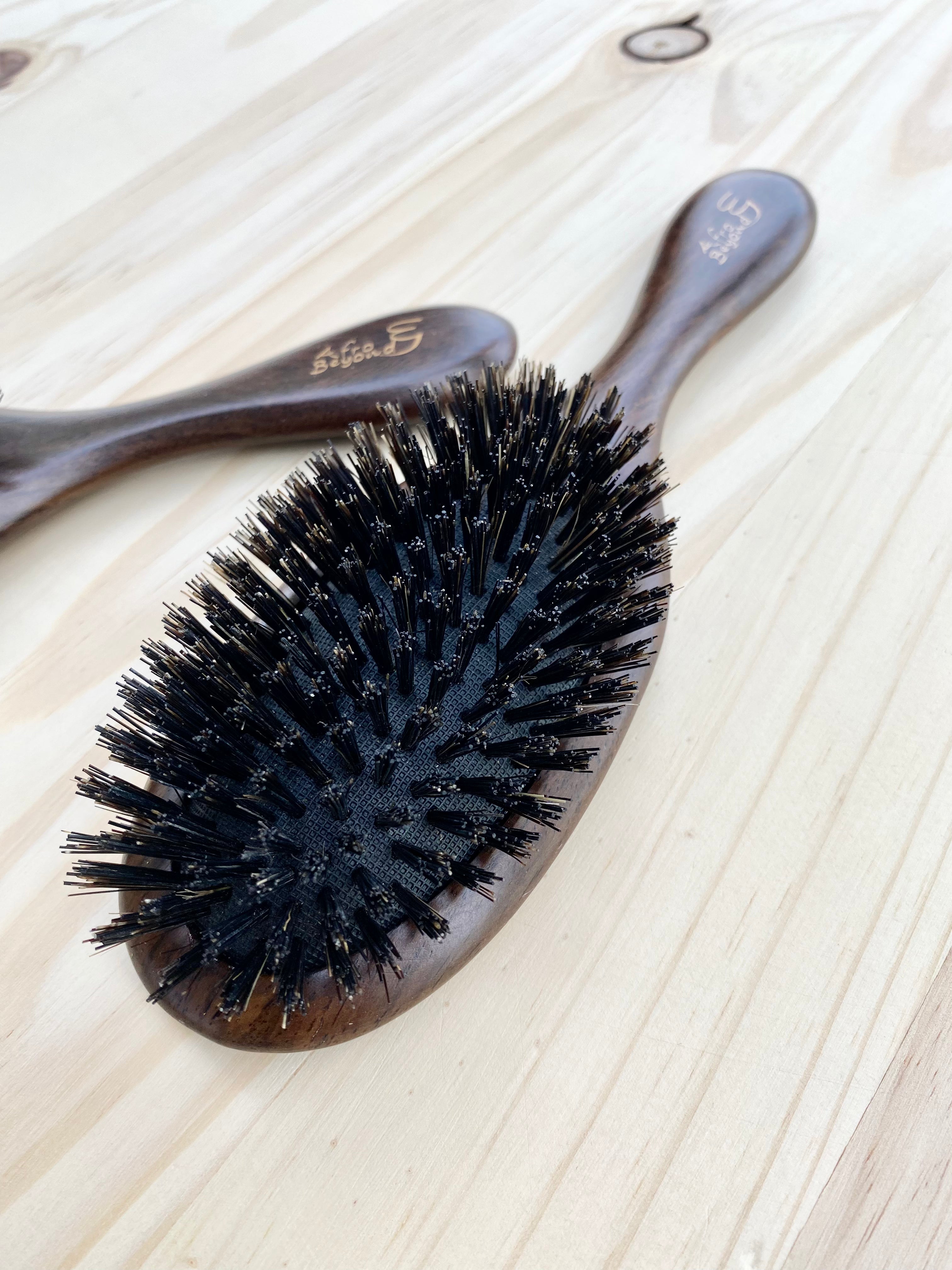 Brosse en poil de sanglier - Afro and beyond 4